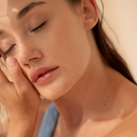 How To Build Effective and Simple Skincare Routine - LUXURIUM